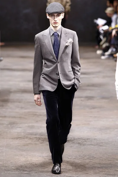 Look 23